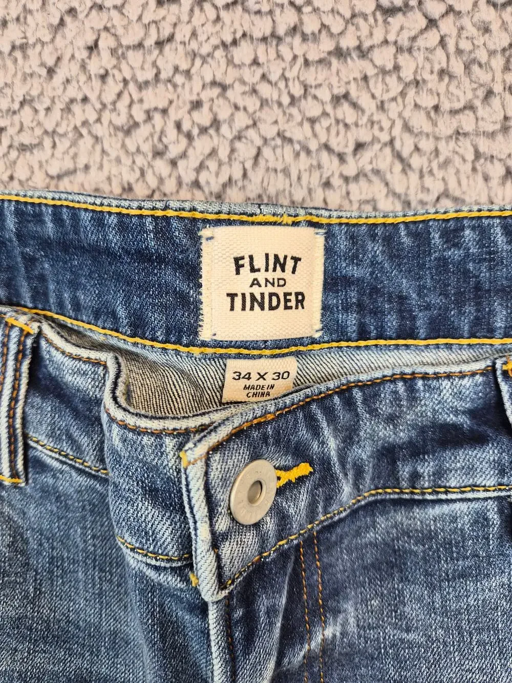 Flint and Tinder Jeans Men's 34x30 Medium Wash Athletic Tapered Fit (1208)